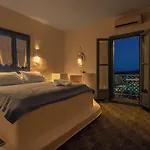 Castellano Village Lejlighedshotel 4*