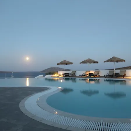 Castellano Village Apartahotel 3*