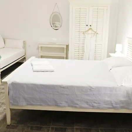 Castellano Village Apartahotel 3*